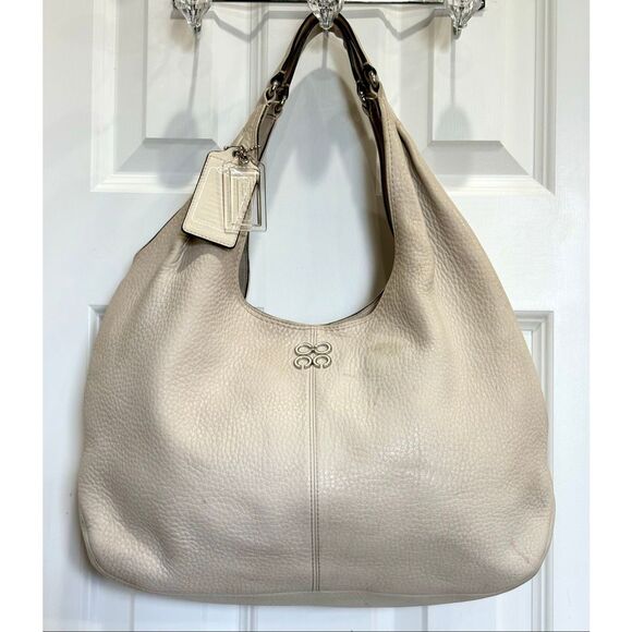 COACH - 🎉HP🎉 “Julia" Cream Pebbled Leather Hobo Ergo Bag - Retired - Picture 1 of 14